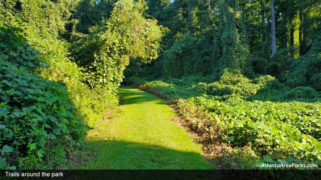 Big-Shanty-Park-Cobb-Kennesaw-Trail-pathway-around-the-park