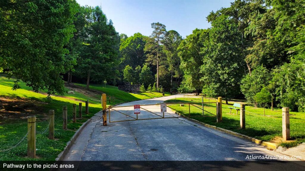 Frankie-Allen-Park-Fulton-Buckhead-Pathway-to-the-picnic-areas