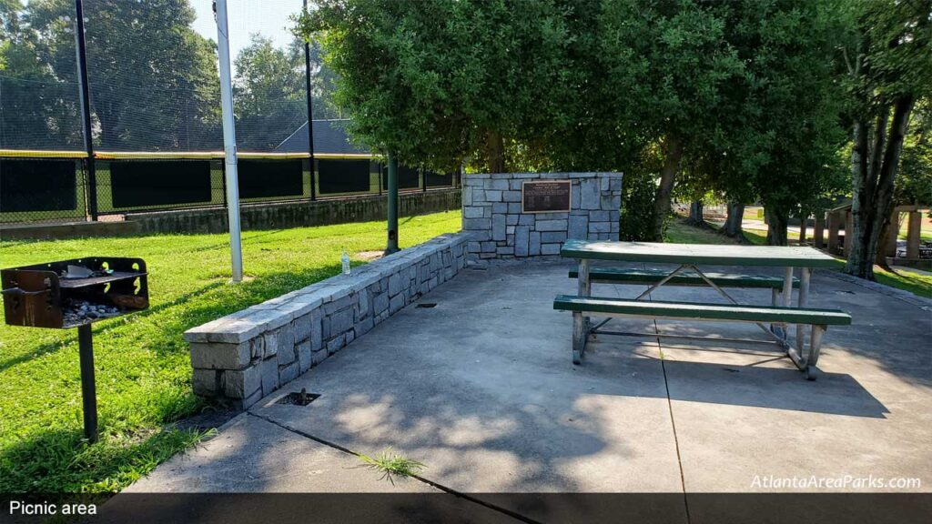 Frankie-Allen-Park-Fulton-Buckhead-Picnic-table