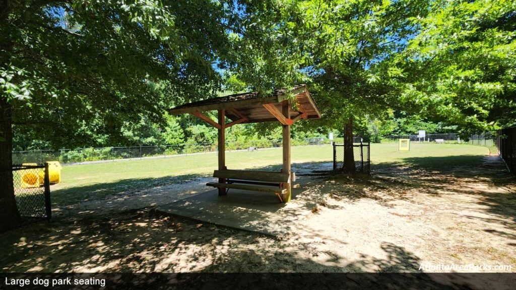 Graves-Park-Gwinnett-Norcross-Large-dog-park-seating