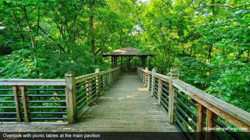 Heritage-Park-Cobb-Mableton-Park-Overlook-with-picnic-tables
