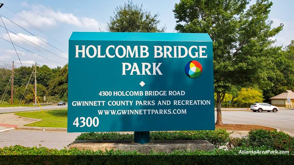 Holcomb-Bridge-Park-Gwinnett-Peachtree-Corners-Park-sign