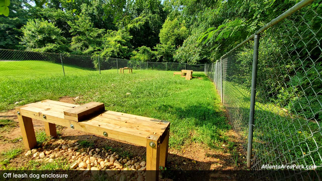 Keswick-Park-Dekalb-Chamblee-Off-leash-dog-enclosure