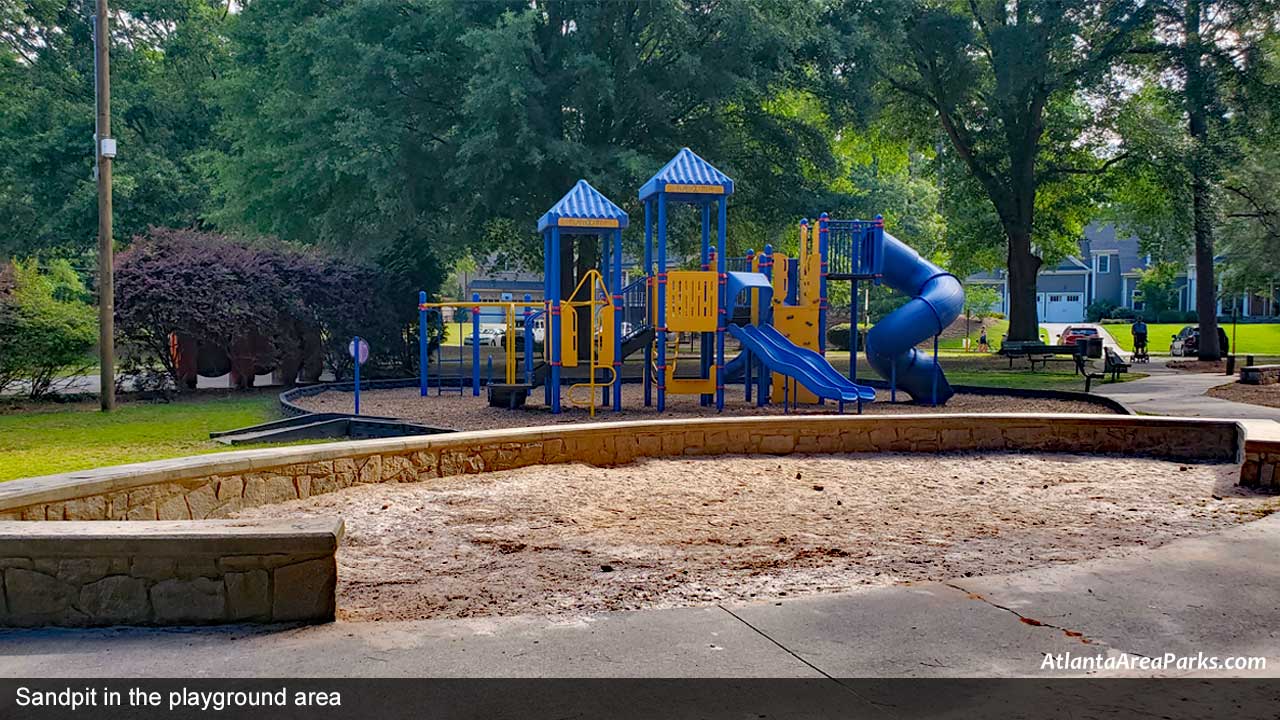 Lynwood-Park-DeKalb-Brookhaven-Sandpit-in-the-playground-area
