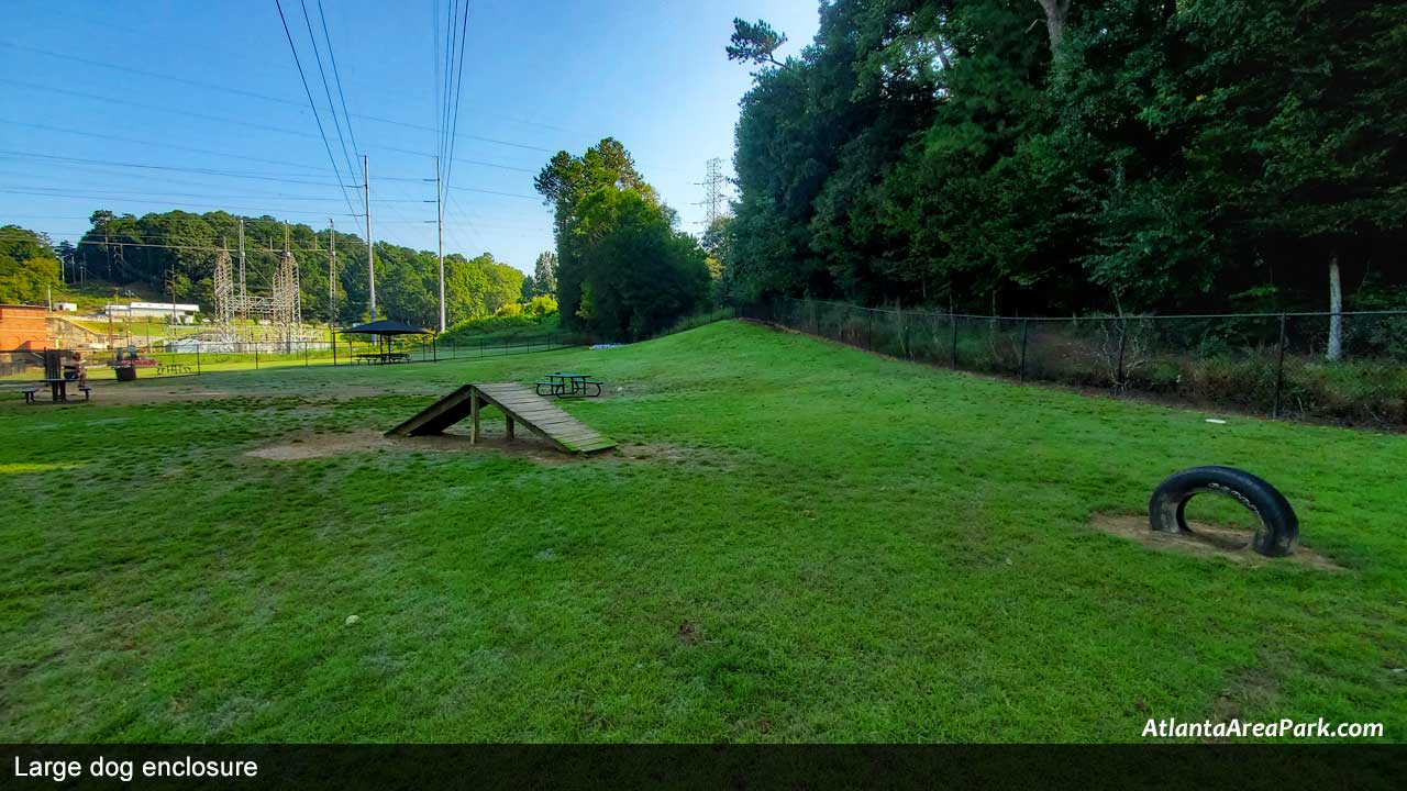 Morgan-Falls-Park-Fulton-Sandy-Springs-Large-dog-enclosure