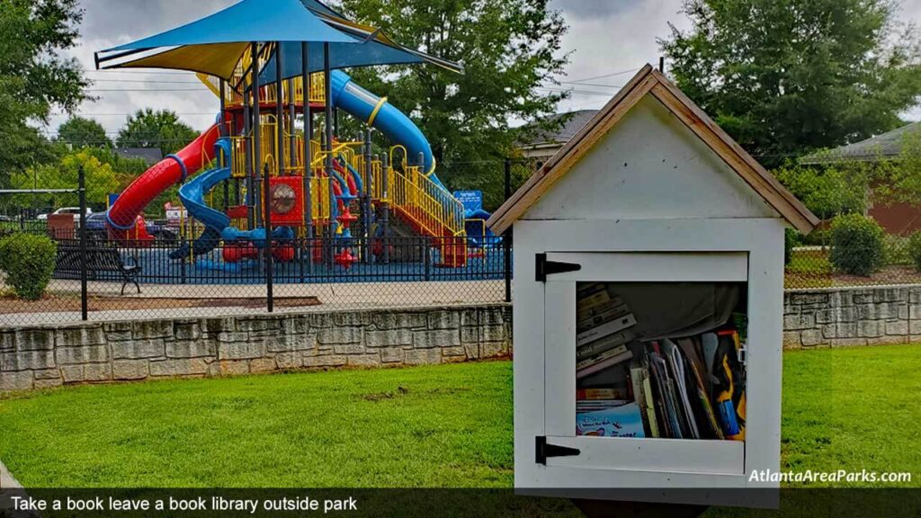 Oakdale-Park-Cobb-Smyrna-Take-a-book-leave-a-book-library-outside-park