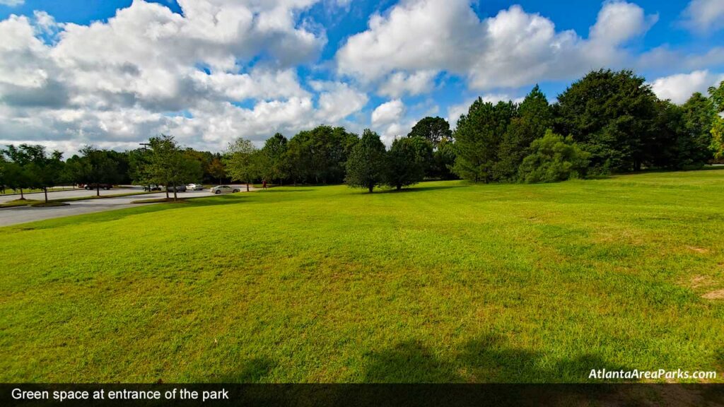 River-Line-Park-Cobb-Smyrna-Green-space-at-entrance-of-park