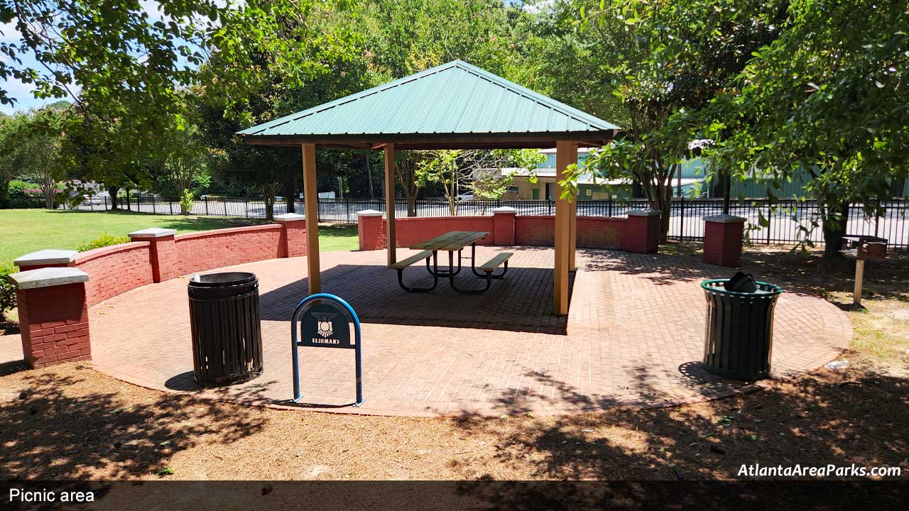 Shallowford-Park-DeKalb-Chamblee-Picnic-area