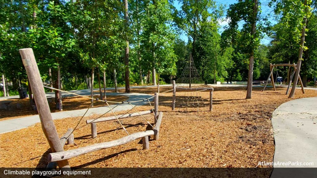 Skyland-Park-Dekalb-Brookhaven-Climbable-playground-equipment