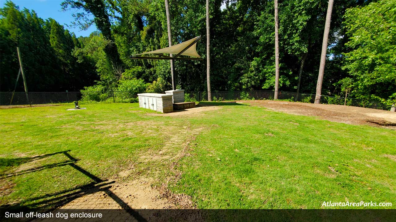 Skyland-Park-Dekalb-Brookhaven-Small-off-leash-dog-enclosure