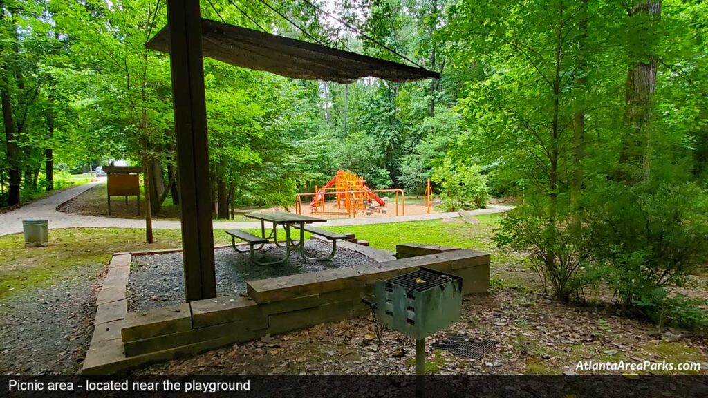 Spink-Collins-Park-Fulton-Atlanta-Picnic-area-located-near-the-playground