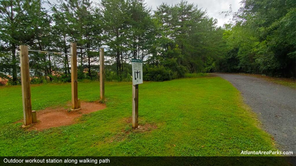 Sweet-Apple-Park-Fulton-Roswell-Outdoor-workout-station-along-walking-path-1