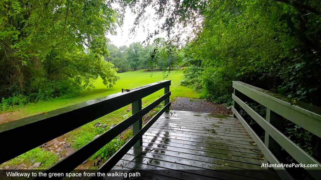 Sweet-Apple-Park-Fulton-Roswell-Walkway-to-the-green-space