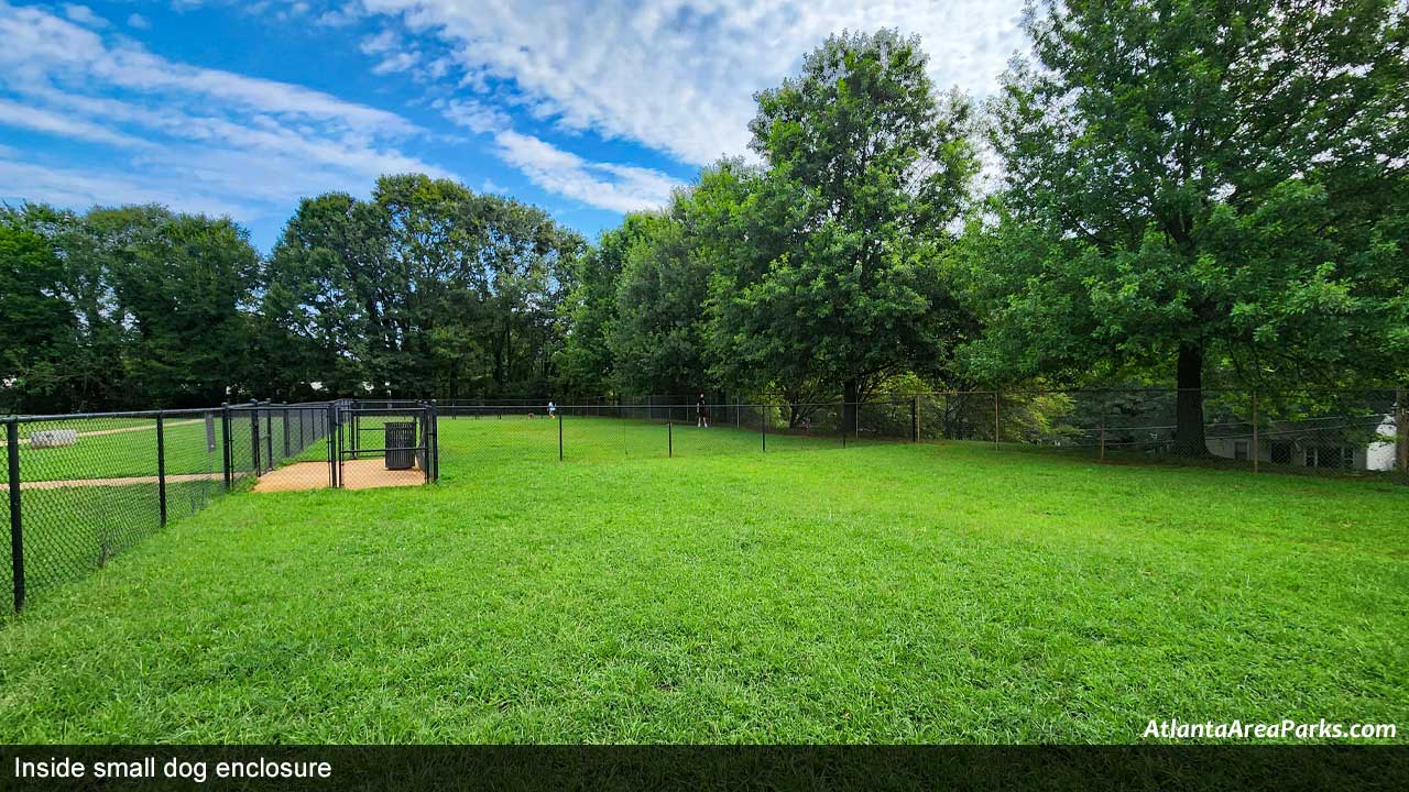 Walker-Park-Fulton-Atlanta-Inside-view-of-dog-park