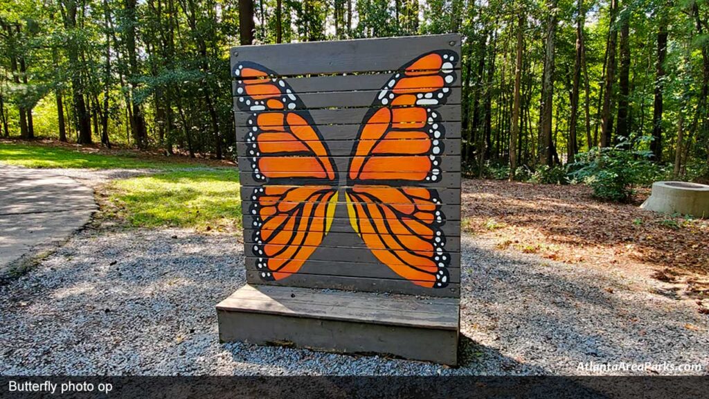 Wills-Park-Fulton-Alpharetta-Butterfly-photo-op
